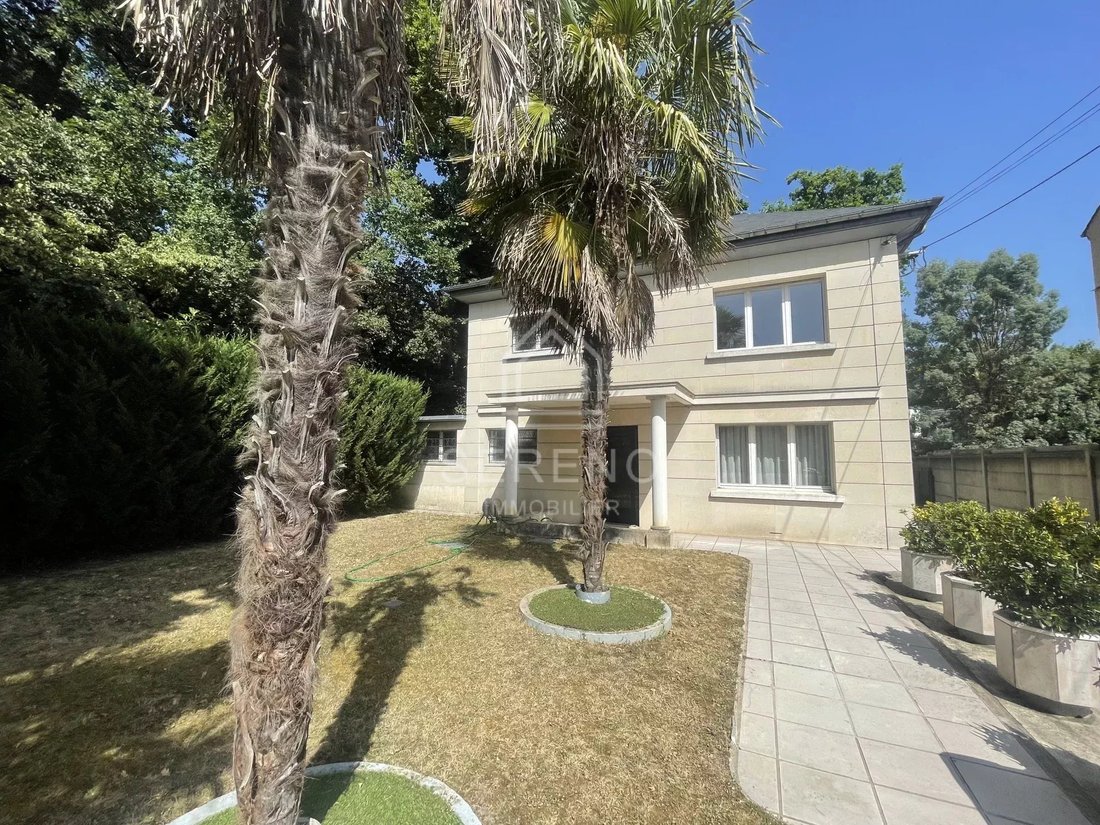 Villa in Morsang-sur-Orge, Ile-de-France, France 1 - 15971965