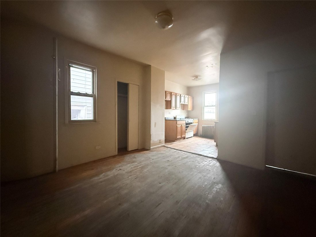 Multi Family Bronx In New York - 1100xxs