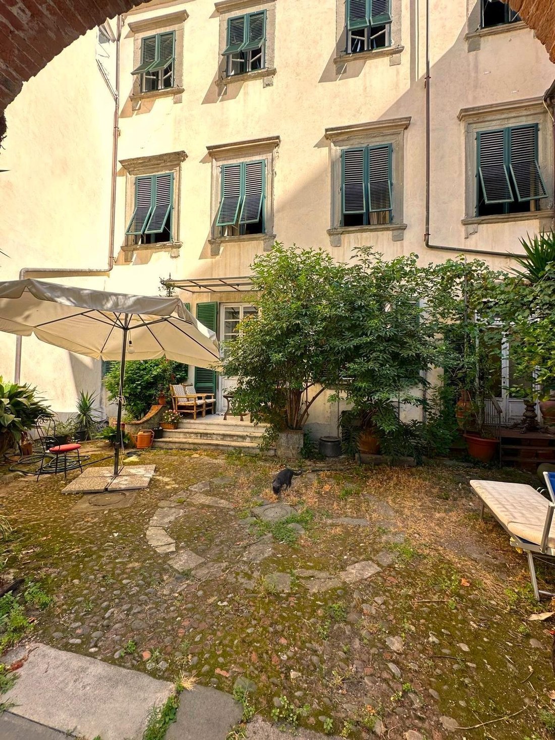 Apartment in Historic Center, Lucca, Tuscany 1 - 15972225