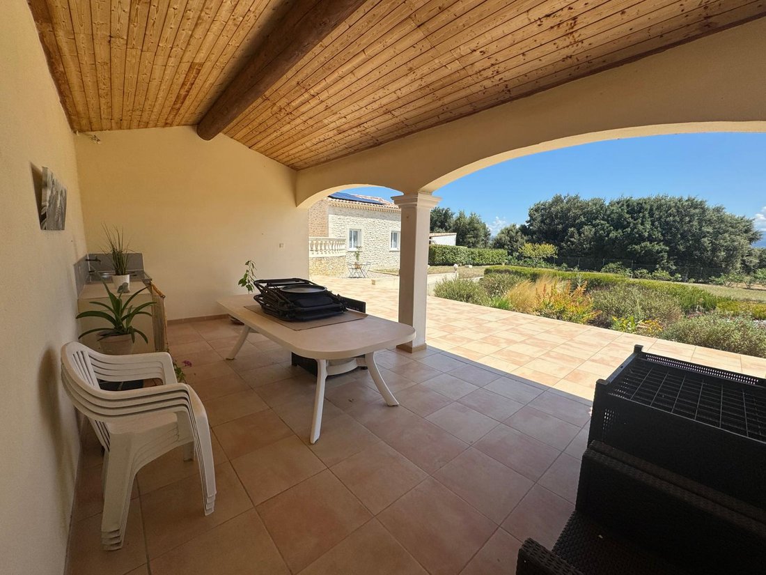 Villa in Sainte-Cécile-les-Vignes, Provence-Alpes-Côte d'Azur, France 5 - 15972040