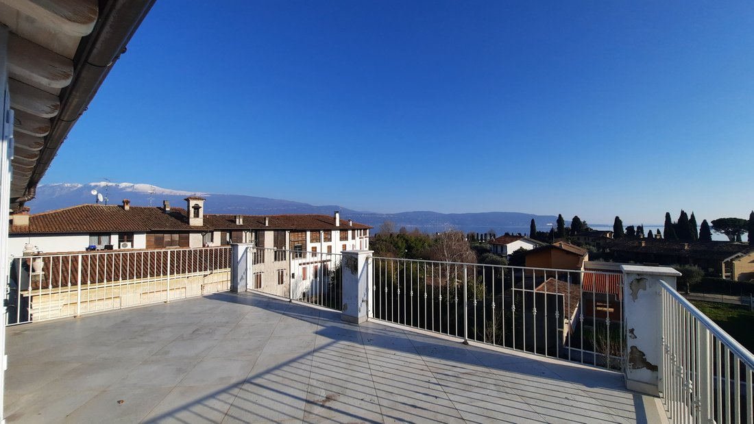 House in Center, Toscolano, Lombardy 2 - 15970509