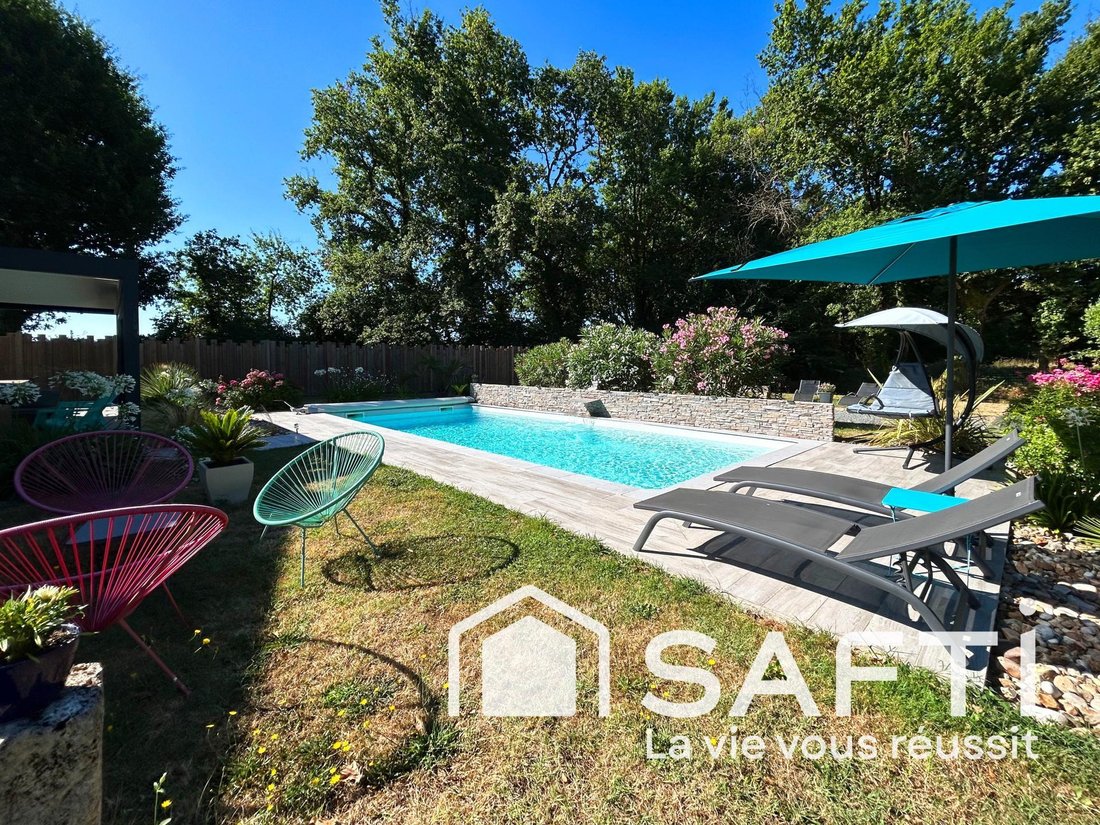 House in Vayres, Nouvelle-Aquitaine, France 2 - 15953519