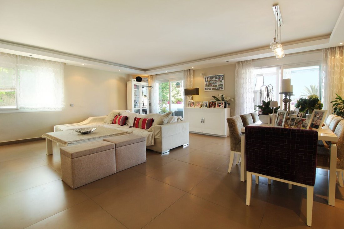 Villa in San Pedro de Alcantara, Andalusia, Spain 5 - 15970922