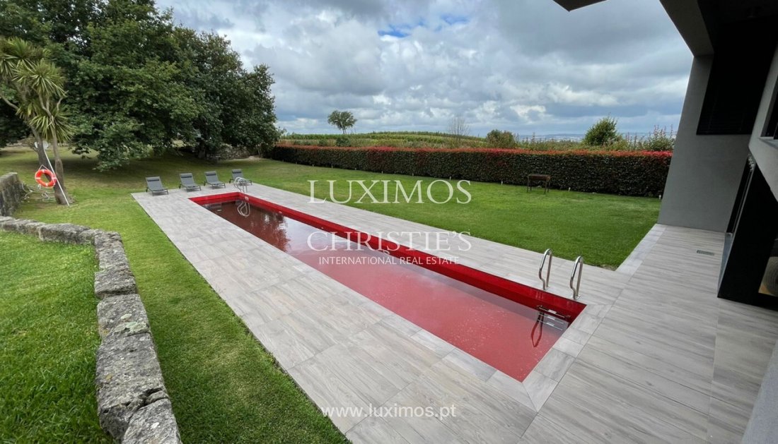 Villa in Santo Tirso, Couto (Santa Cristina e Sao Miguel) e Burgaes, Porto District, Portugal 2 - 15971387