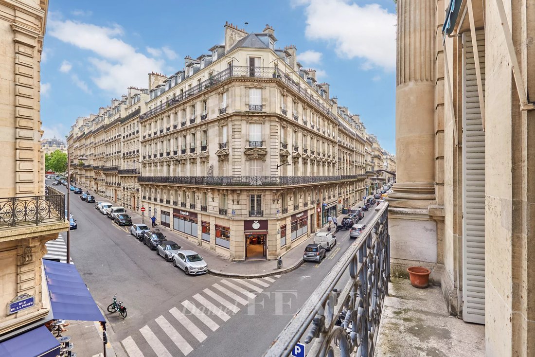 Apartment in Chaillot, Paris 16e Arrondissement, Paris 1 - 15970874