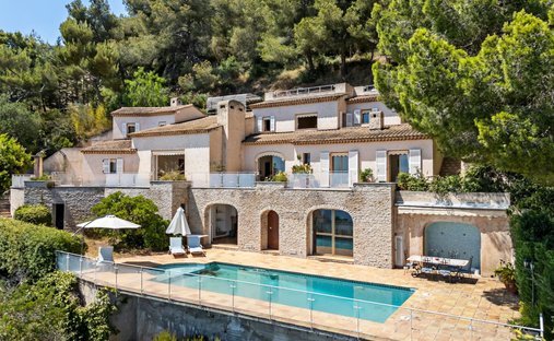 House in Village-Cros de Caste-Coupiere-Mont Gros, Roquebrune-Cap-Martin, France 1