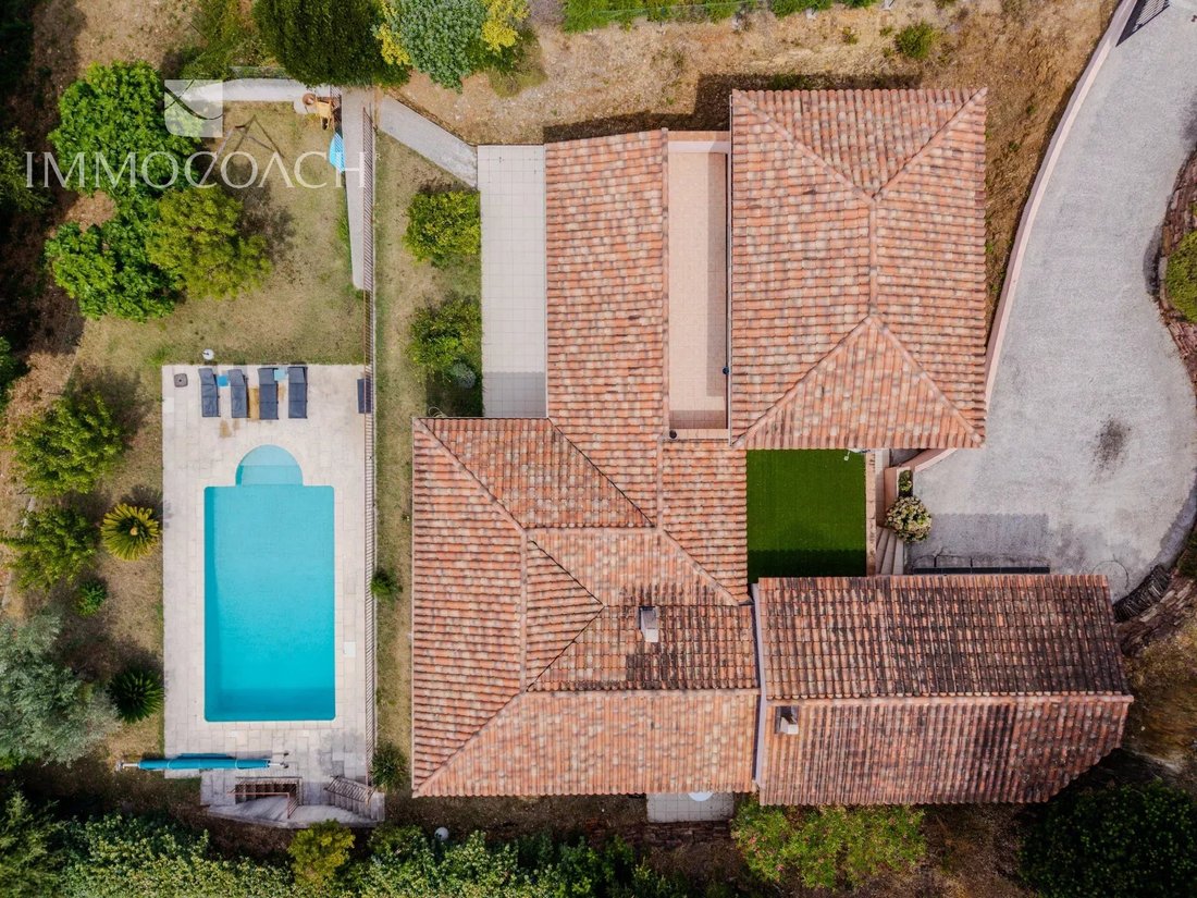 House in La Londe-les-Maures, Provence-Alpes-Côte d'Azur, France 1 - 15970614