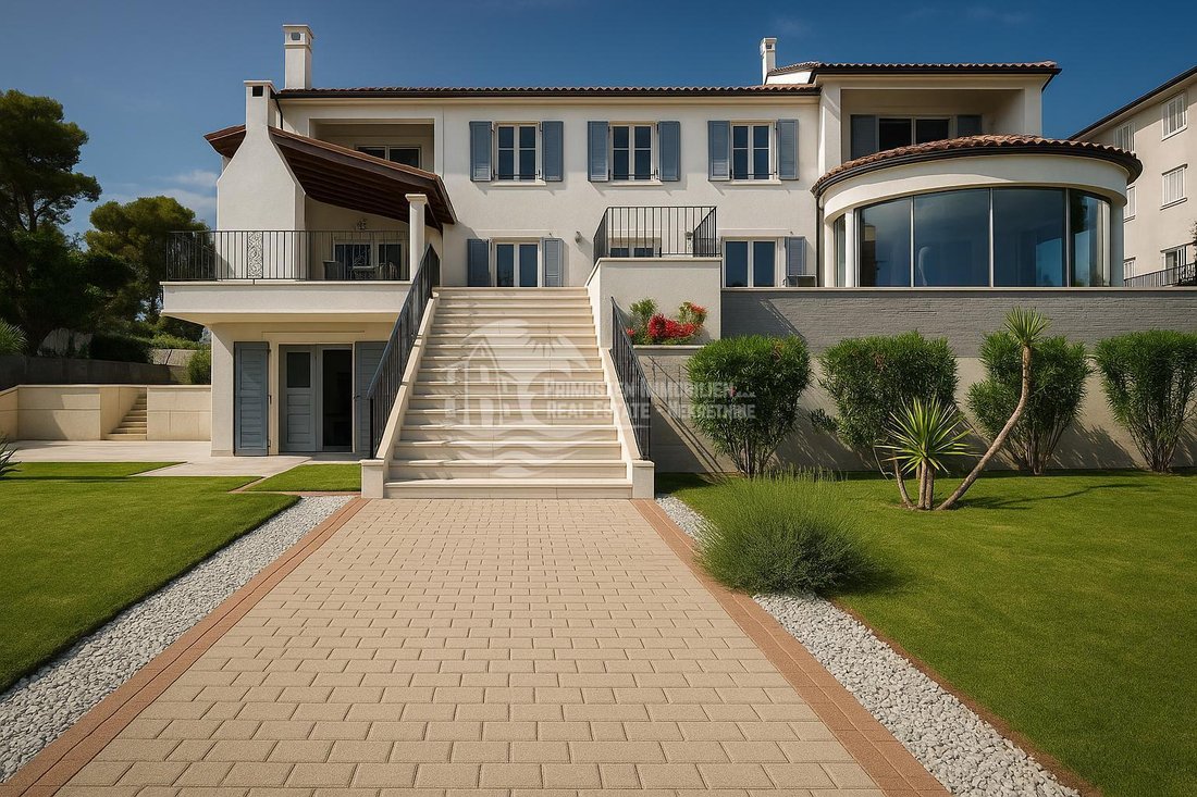 Villa in Gradska cetvrt Varos, Sibenik, Sibenik-Knin County 1 - 13533806