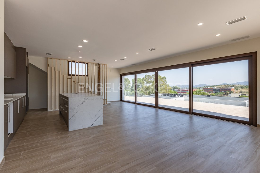 House in Sant Esteve Sesrovires, Catalonia, Spain 1 - 15972451