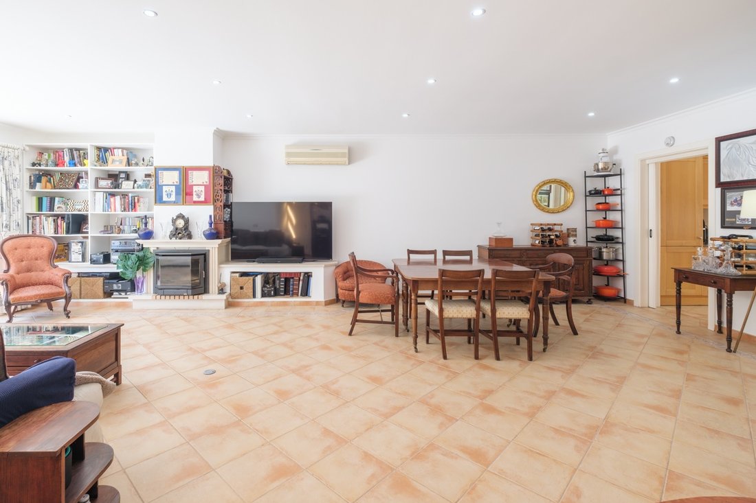 House in Vale do Lobo, Almancil, Portugal 5 - 15973592