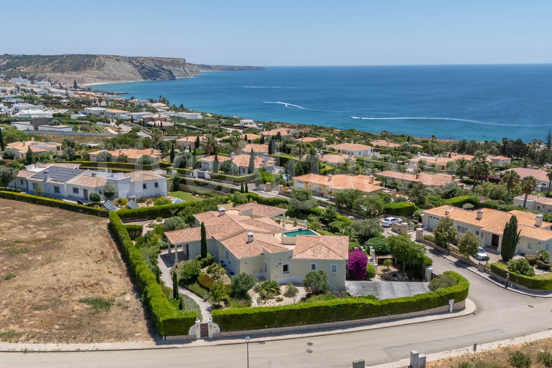 Villa in Praia da Luz, Algarve, Portugal 2 - 15970436