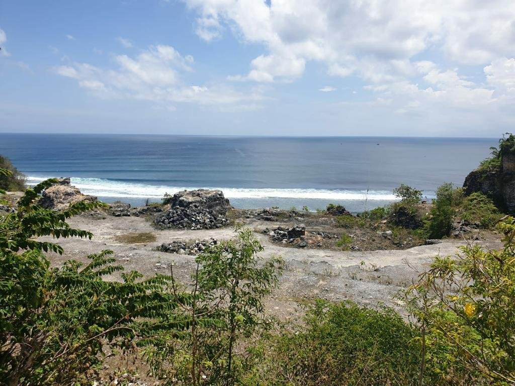 Land in Bingin Beach, Bali, Indonesia 2 - 15974025