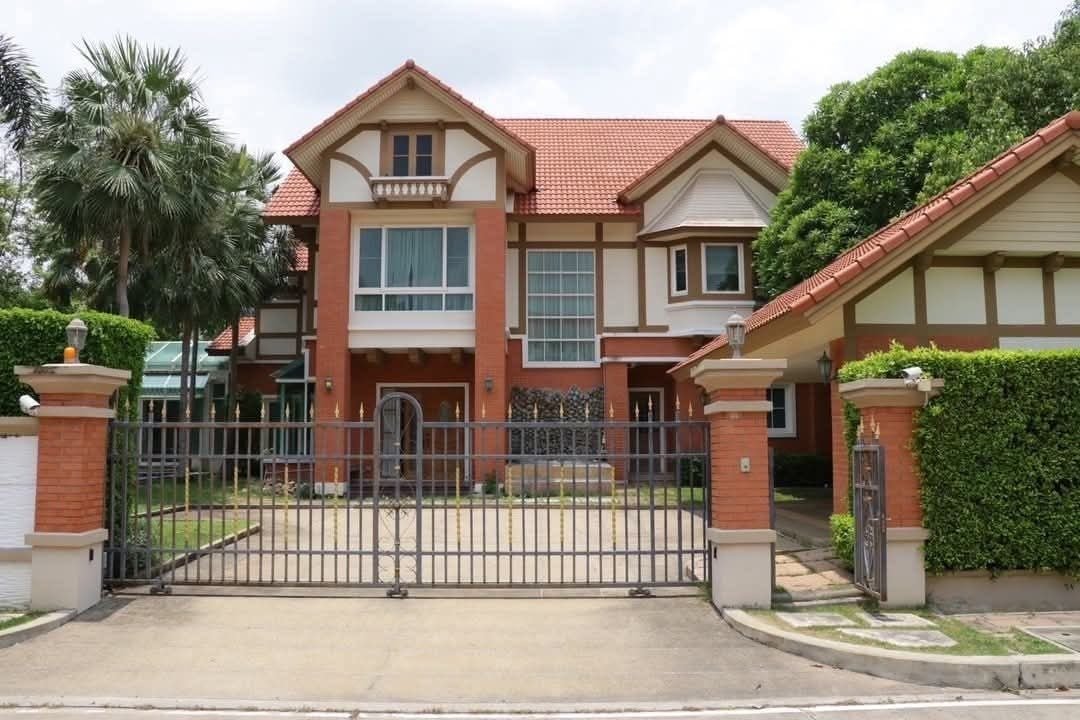 Villa in Bang Phrom, Krung Thep Maha Nakhon, Thailand 1 - 15974361