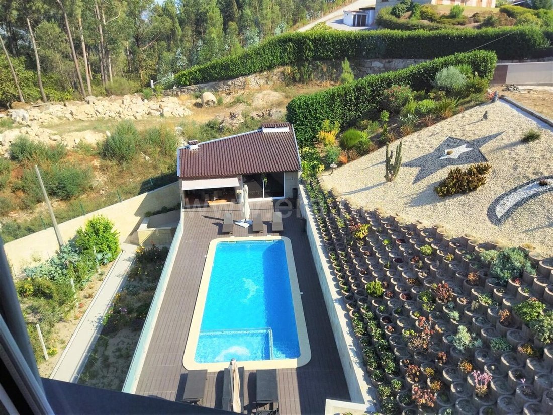 House in Sobrado e Bairros, Aveiro District, Portugal 2 - 15975052