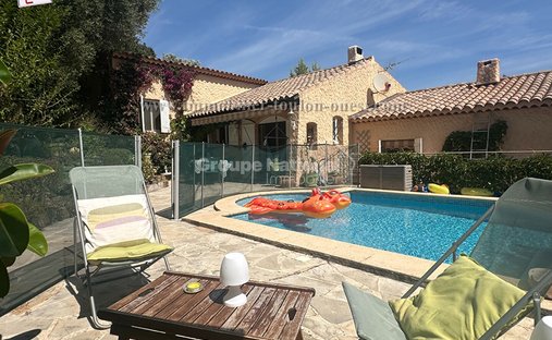 Villa in Notre Dame des Routes, Toulon, France 1