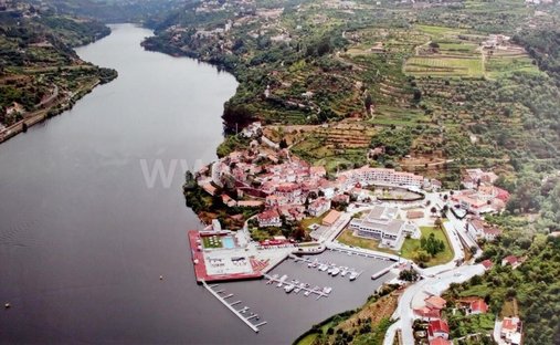 Estate in Resende, Viseu District, Portugal 1