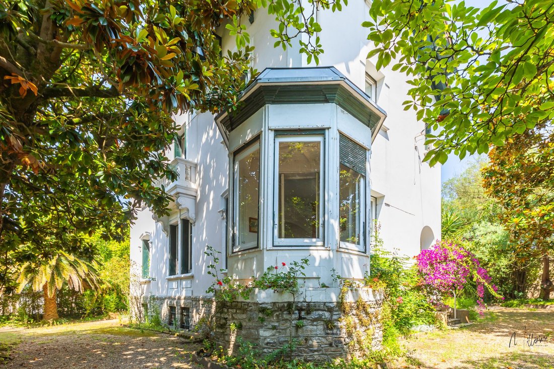 House in Biarritz, Nouvelle-Aquitaine, France 3 - 15975946