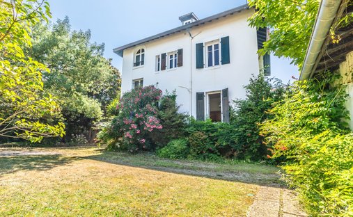 House in Biarritz, Nouvelle-Aquitaine, France 1