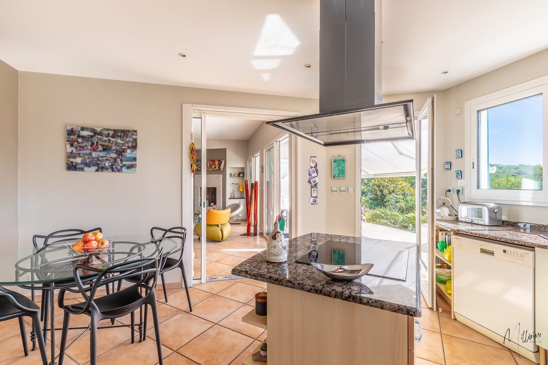 House in Bassussarry, Nouvelle-Aquitaine, France 4 - 15975936