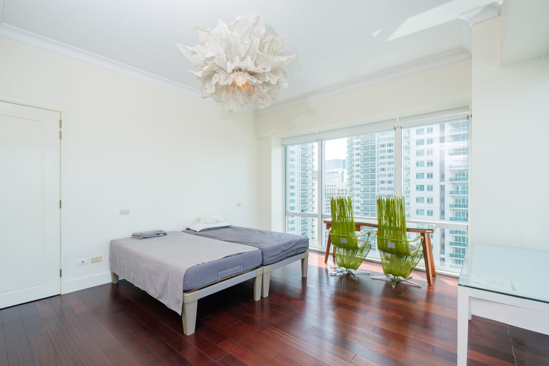 Condo in Makati, Metro Manila, Philippines 5 - 15975869