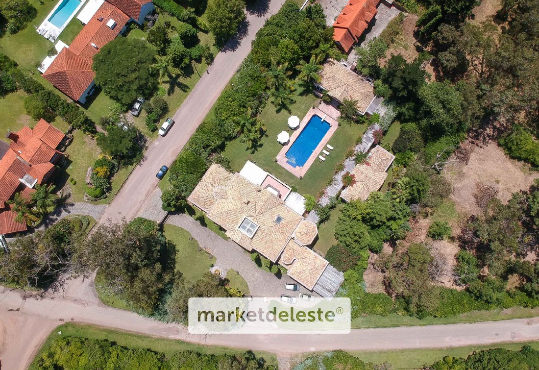 House in Punta del Este, Maldonado Department, Uruguay 4 - 15976085