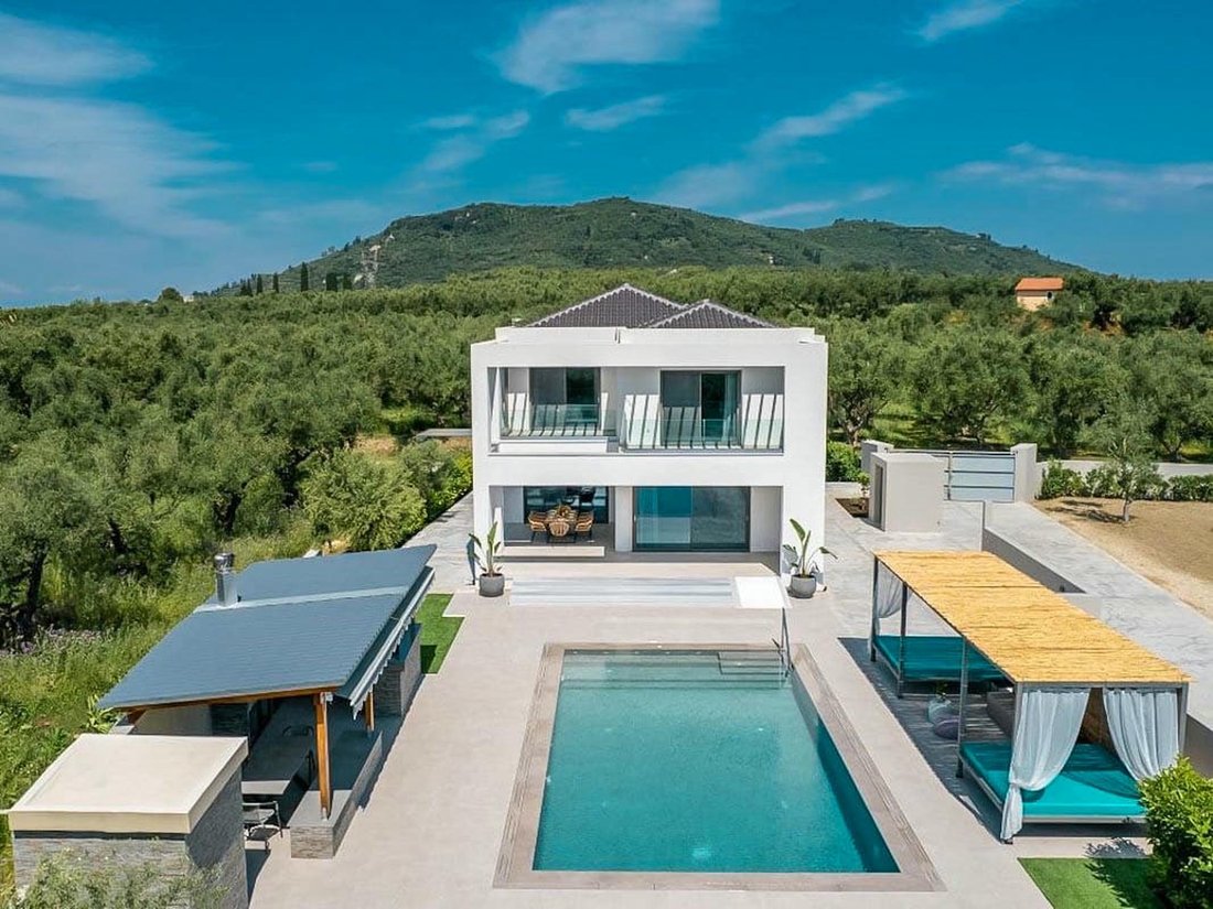 Villa in Municipal Commune of Zakynthos, Peloponnese, Western Greece and the Ionian, Greece 2 - 15975999