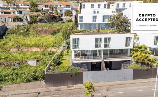 Villa in Sao Martinho, Madeira, Portugal 1