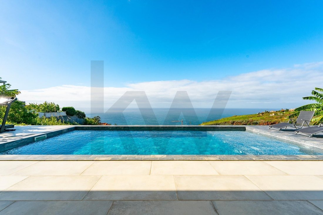 Villa in Calheta, Madeira, Portugal 3 - 15976195