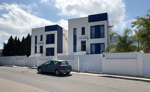 Villa in Mazarambroz, Castile-La Mancha, Spain 1