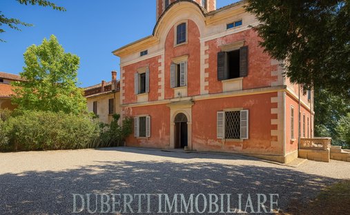 Villa in Cantello, Lombardy, Italy 1