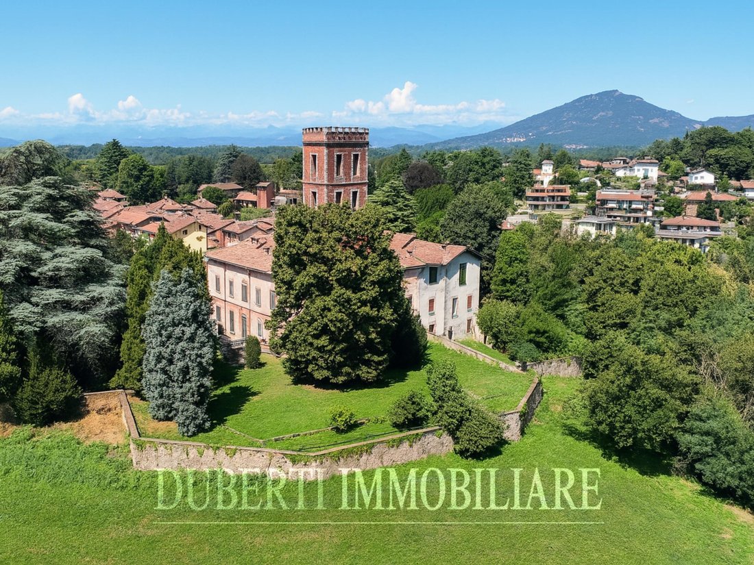 Villa in Cantello, Lombardy, Italy 5 - 15980244