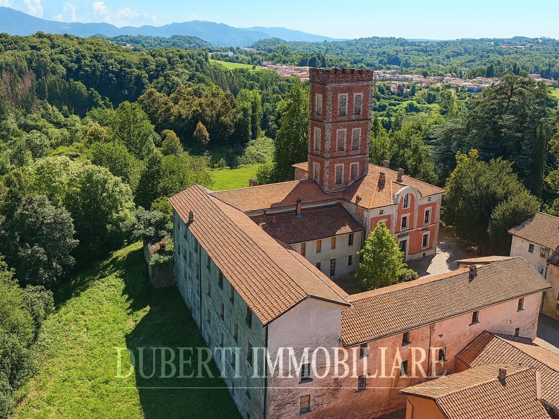 Villa in Cantello, Lombardy, Italy 4 - 15980244
