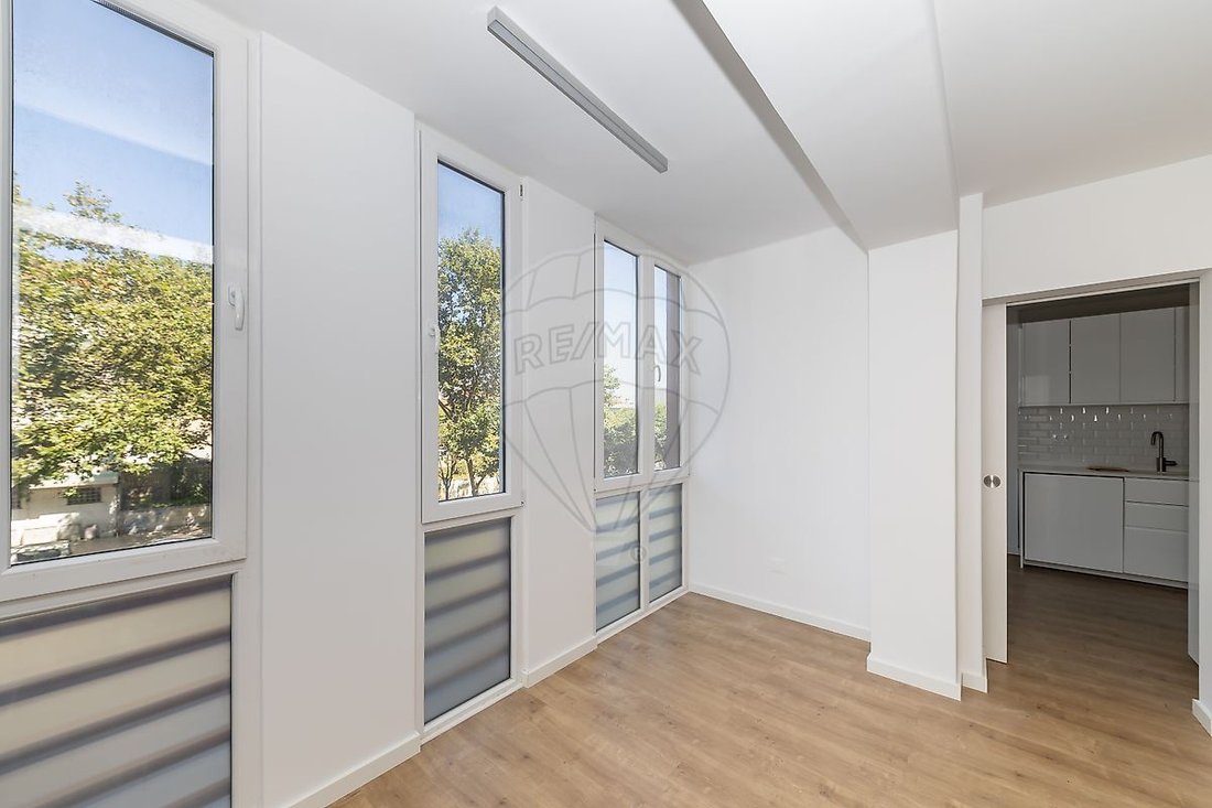 Apartment in Almada, Cova da Piedade, Pragal e Cacilhas, Setubal, Portugal 3 - 15980547