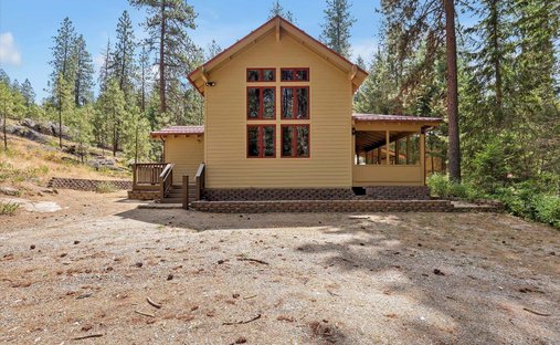 House in Springdale, Washington, United States 1
