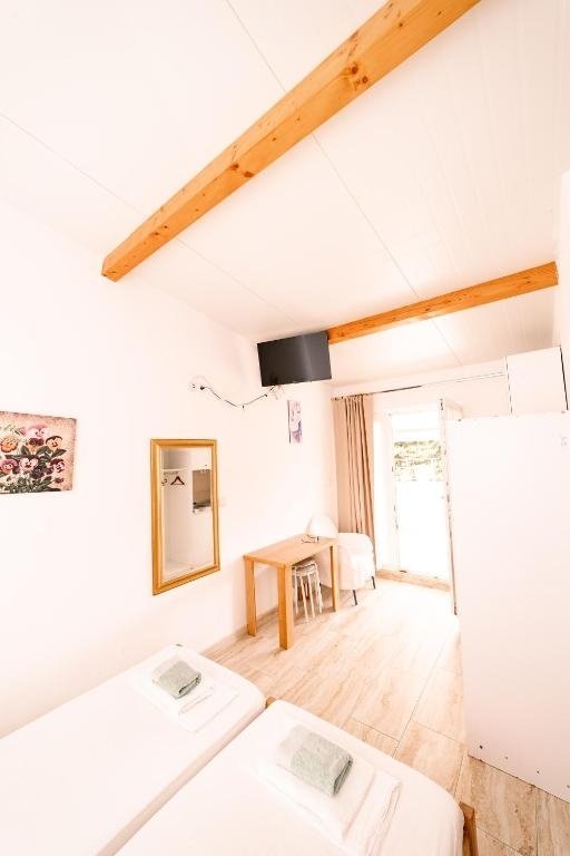 Novalja, Croatia 4 - 15980740