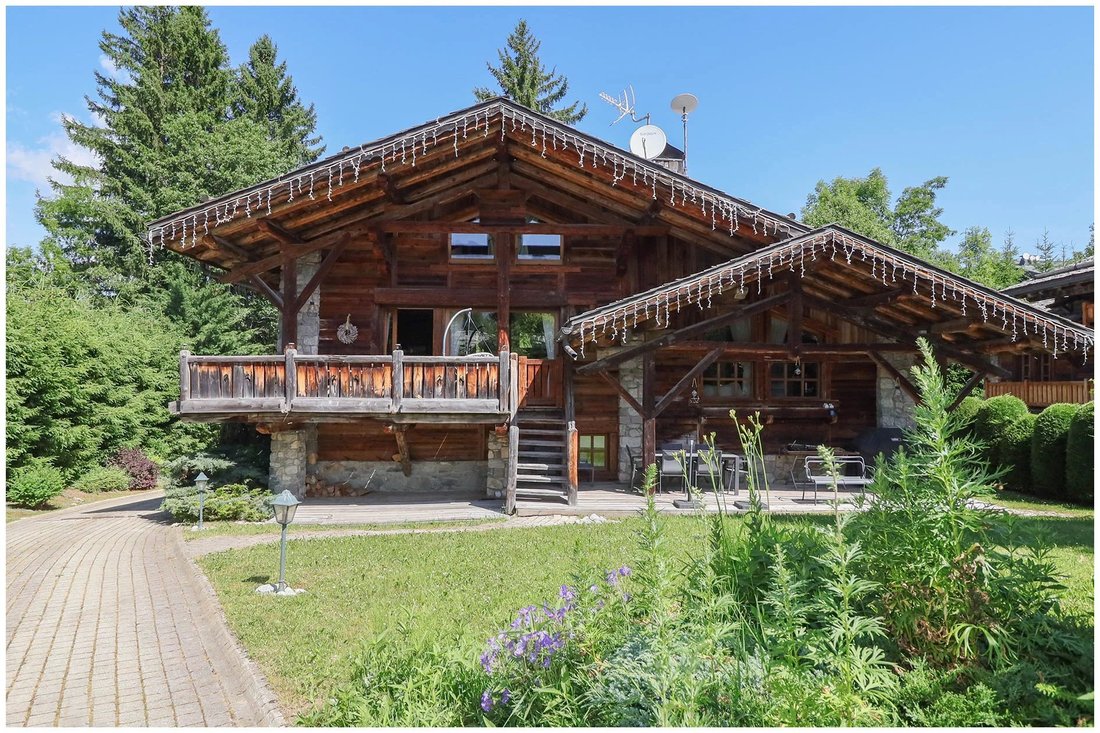 Chalet in Megève, Auvergne-Rhône-Alpes, France 1 - 15976488