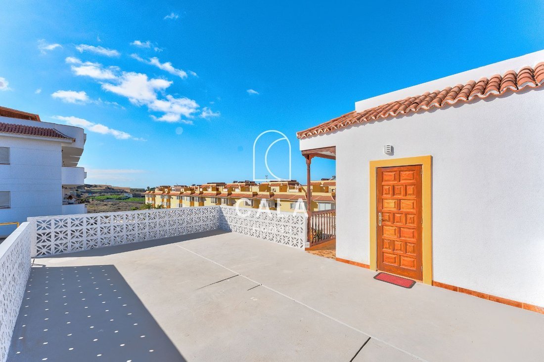 Villa in Salud-La Salle, Santa Cruz De Tenerife, Spain 3 - 15976726