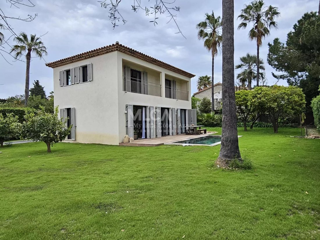 Apartment in Antibes, Provence-Alpes-Côte d'Azur, France 1 - 15976400