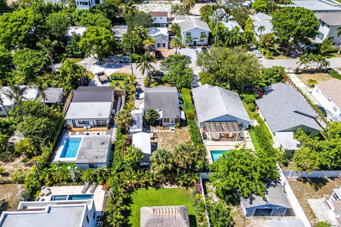 221 Ne 10th Street Delray Beach - 1100xxs