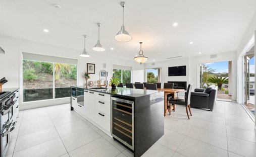 House in Helensville, Auckland, New Zealand 1
