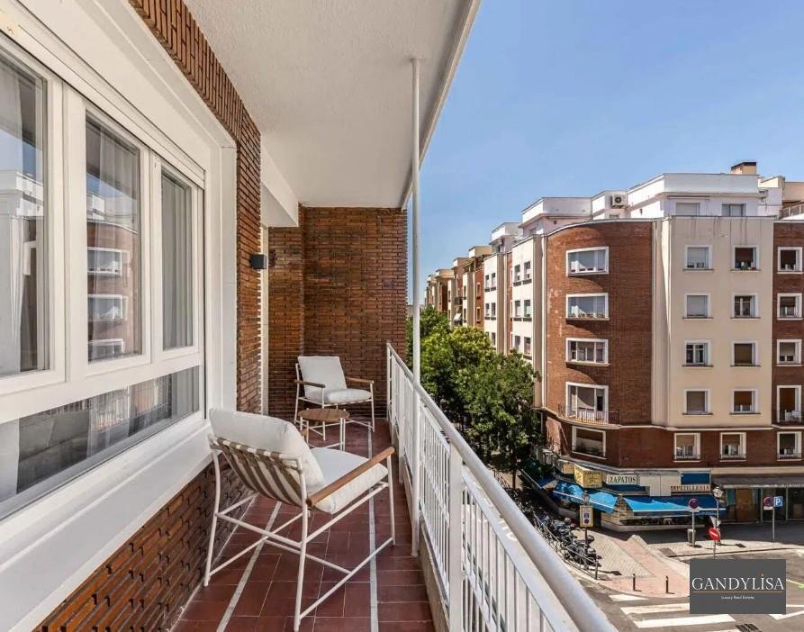 Apartment in Chamberi, Madrid, Spain 3 - 15982035