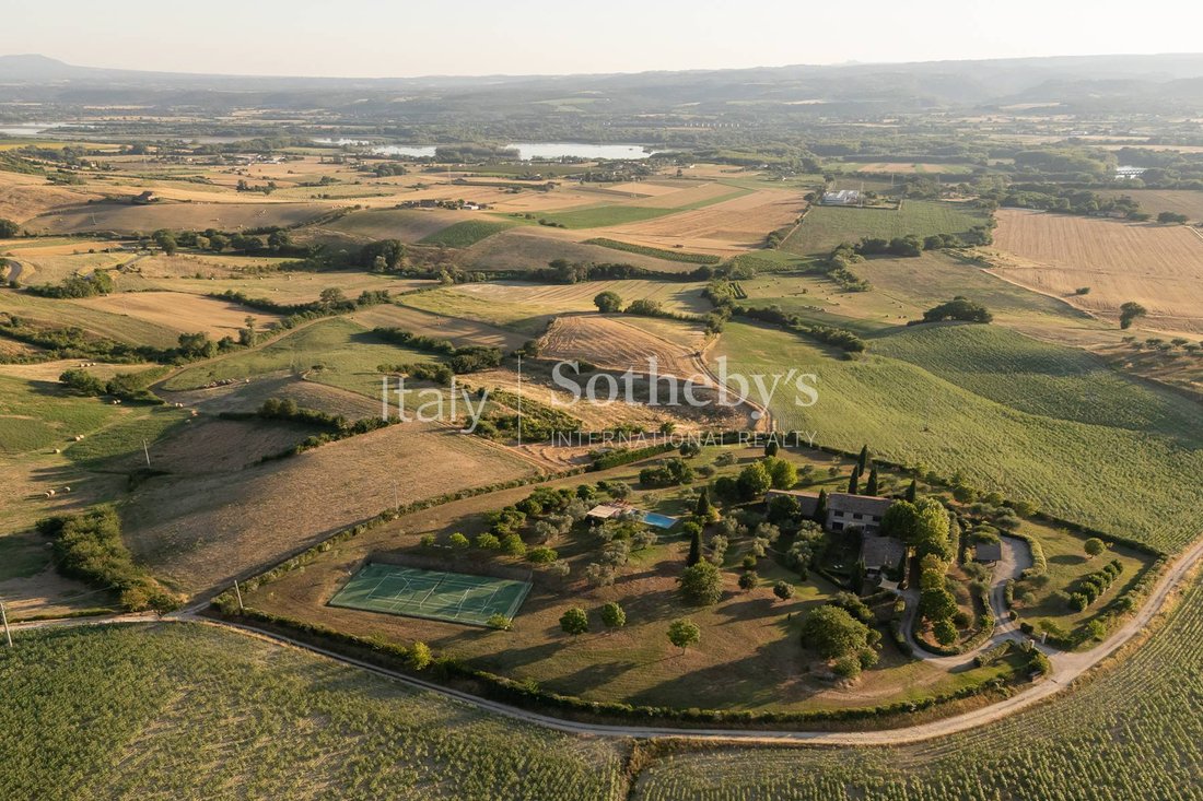 House in Guardea, Umbria, Italy 2 - 15980270