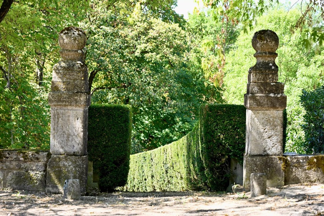 Château des Siècles: A 1208 Fortress Reborn in Occitanie’s Golden Hills
