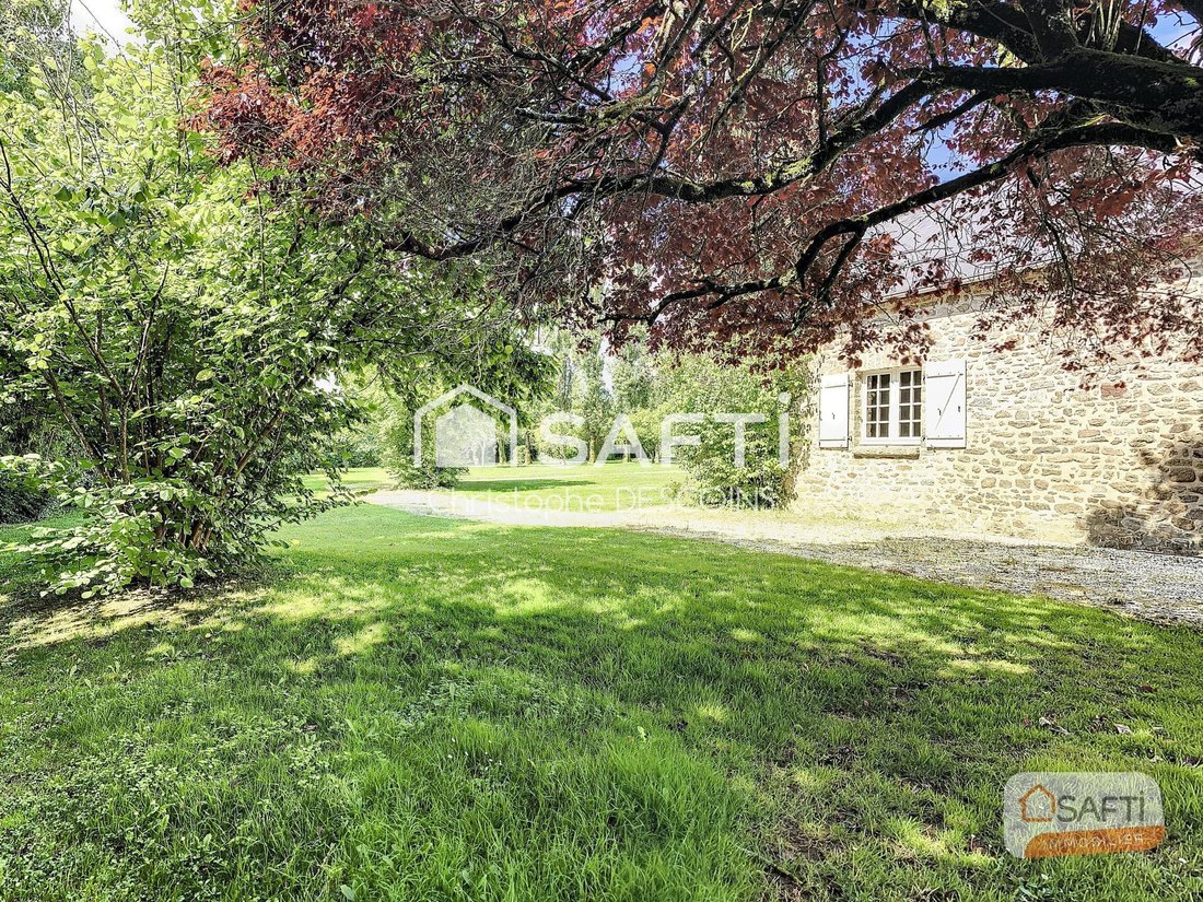 House in Aron, Pays de la Loire, France 4 - 15981302