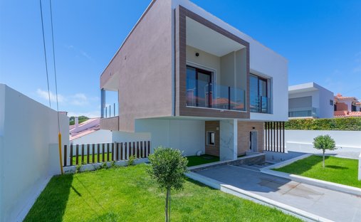 House in Cascais e Estoril, Lisbon, Portugal 1