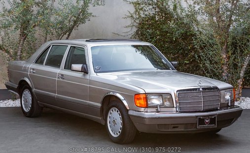 Mercedes-Benz 420SEL in Los angeles, ca 1