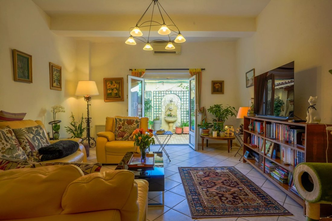Villa in Uzès, Occitania, France 5 - 15169134
