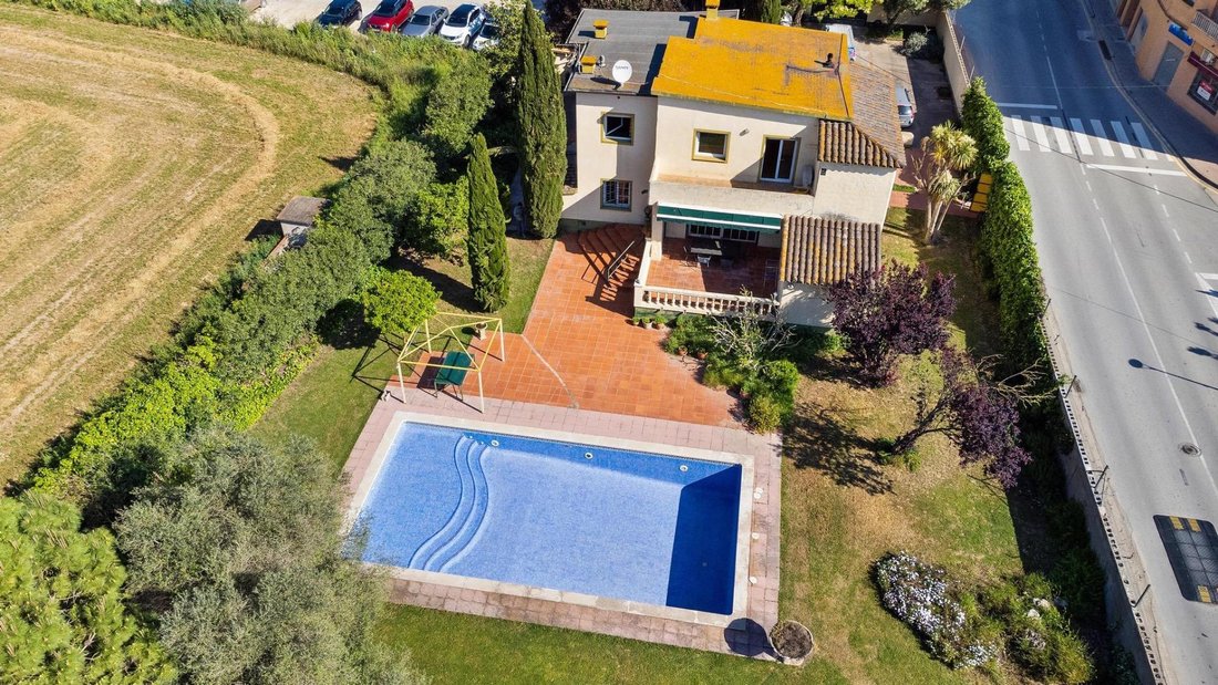 Villa in Sant Pere Pescador, Catalonia, Spain 5 - 15979105