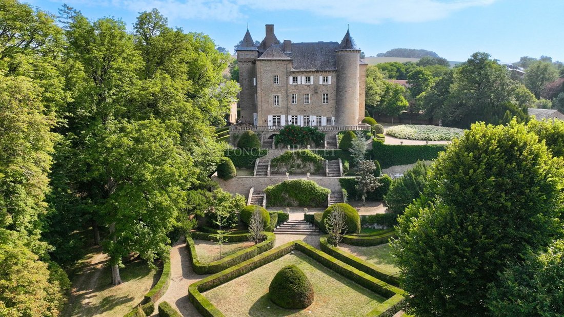 Château des Siècles: A 1208 Fortress Reborn in Occitanie’s Golden Hills