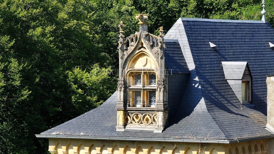 Whispers of the Haget Dynasty: A Neo-Gothic Jewel in Occitanie’s Golden Triangle - 5